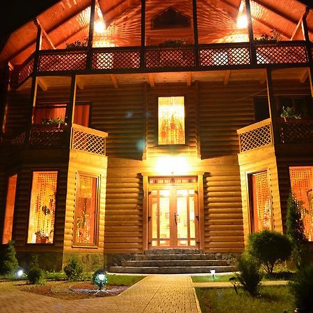 Guсulka Ksenia Villa Косив Екстериор снимка