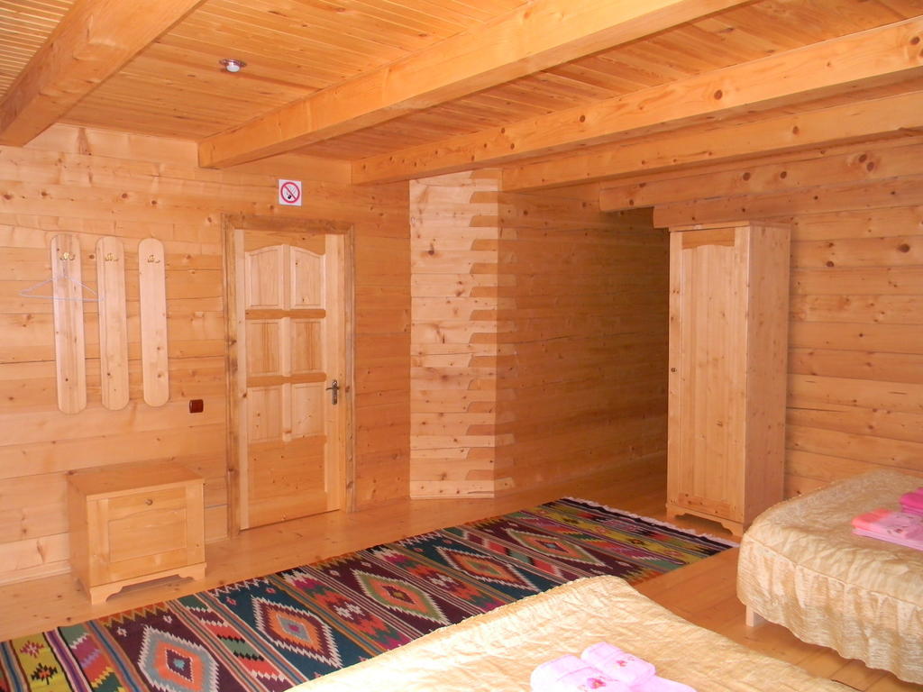 Guсulka Ksenia Villa Косив Стая снимка