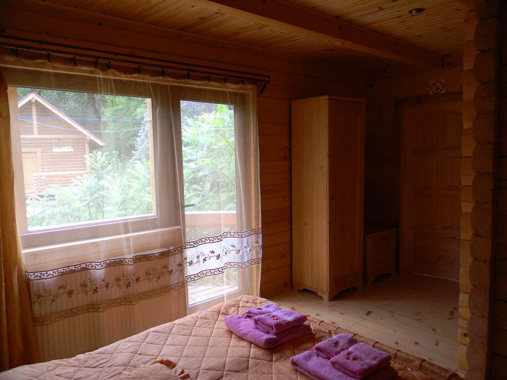 Guсulka Ksenia Villa Косив Стая снимка
